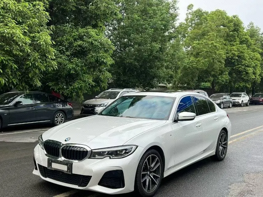 Open image lightbox: BMW 3 Series 2020 325i 2.0T M Sports Suit (Modified) Automatic Gear