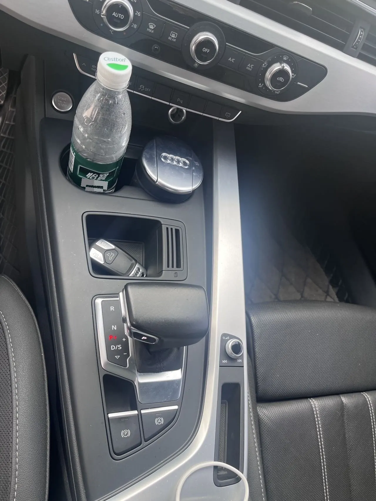 Audi 2020 A4L 2.0TFSI 40TFSI Fashion Dynamic Automatic 6