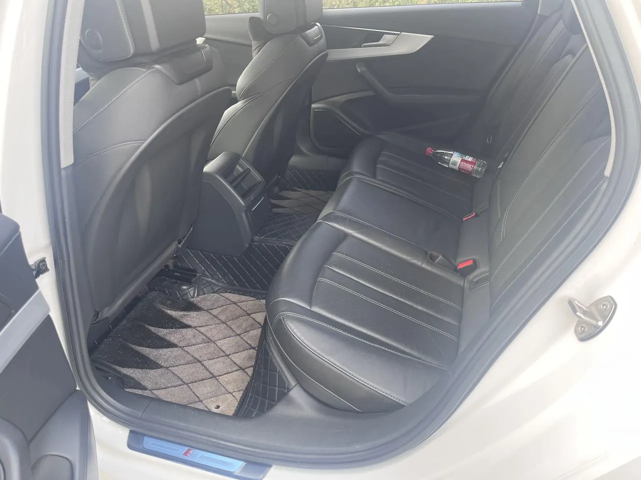 Audi 2020 A4L 2.0TFSI 40TFSI Fashion Dynamic Automatic 7