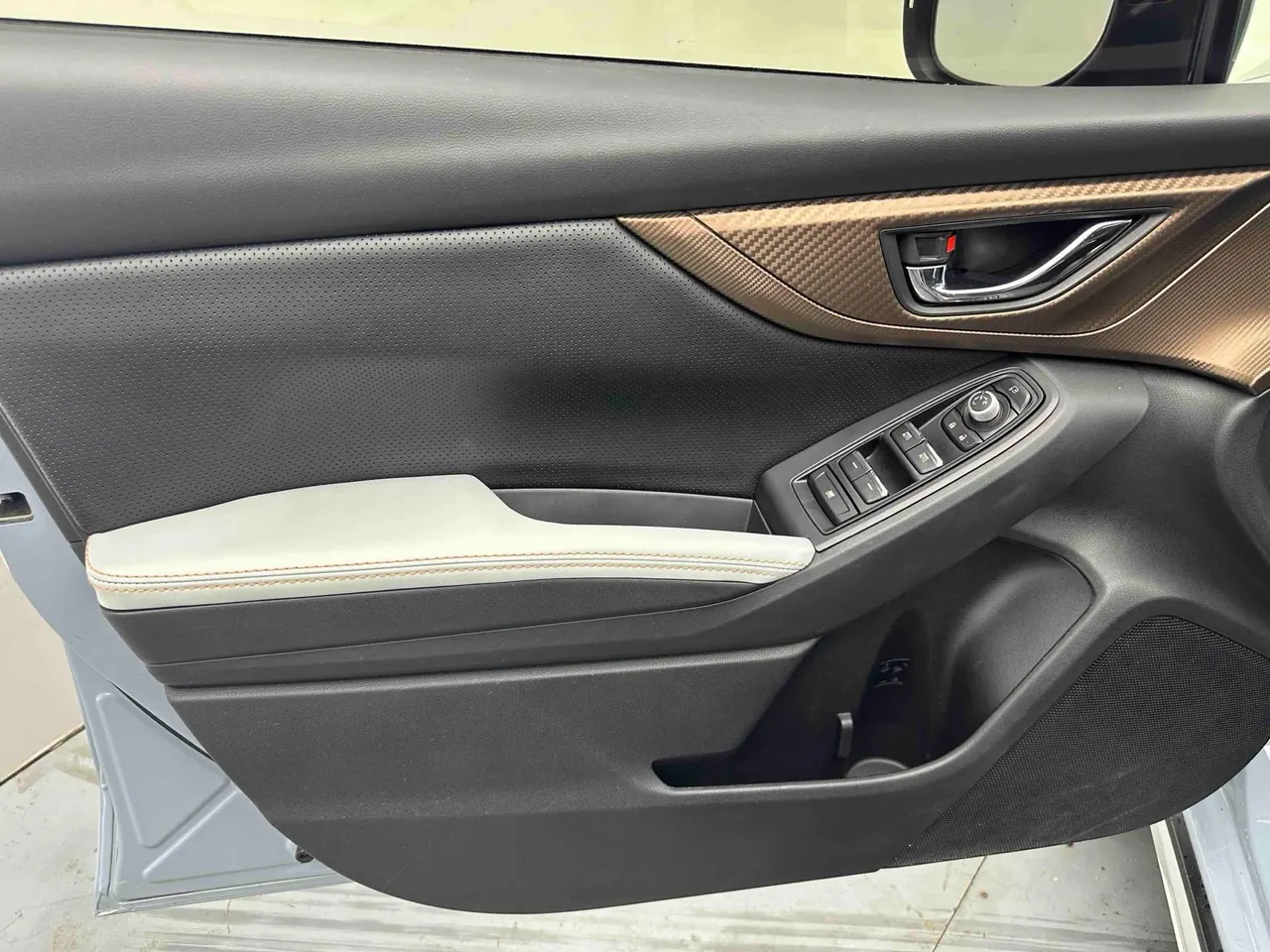 Subaru XV (Imported) 2020 XV 2.0i Stepless Zhiqing Flagship EyeSight Automatic 4
