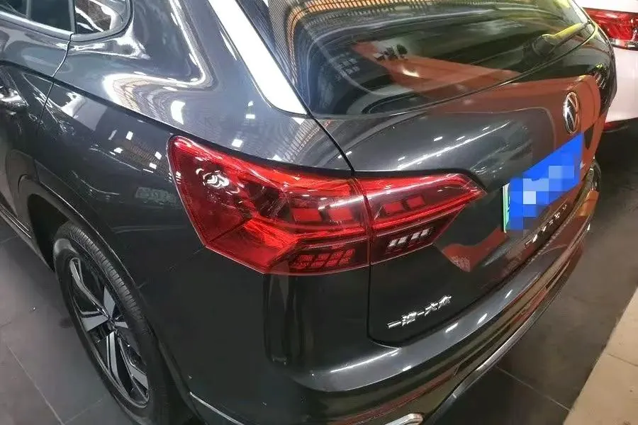 Volkswagen 2020 GTE 1.4T Luxury Automatic Gear 2