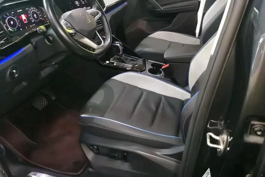 Volkswagen 2020 GTE 1.4T Luxury Automatic Gear 3