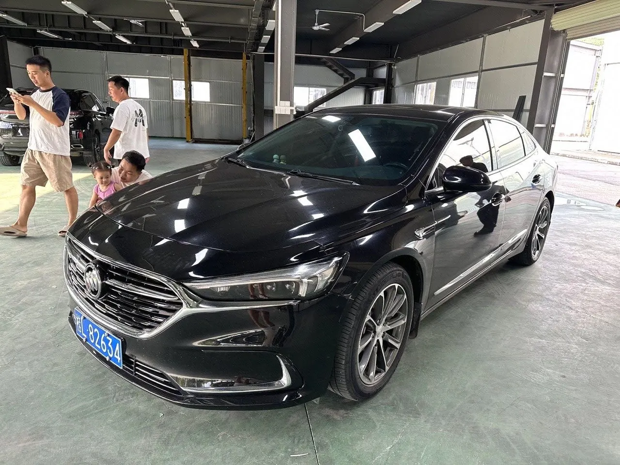 Buick 2020 LaCrosse 2.0T 652T Luxury Automatic - View 1