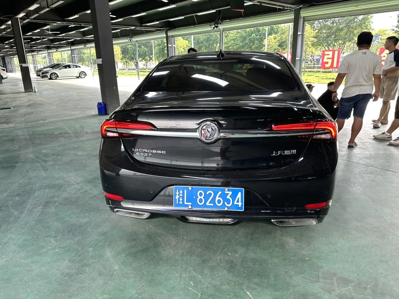 Buick 2020 LaCrosse 2.0T 652T Luxury Automatic 3