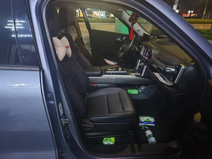 Haval 2020 big dog 1.5T Labrador version automatic gear 3