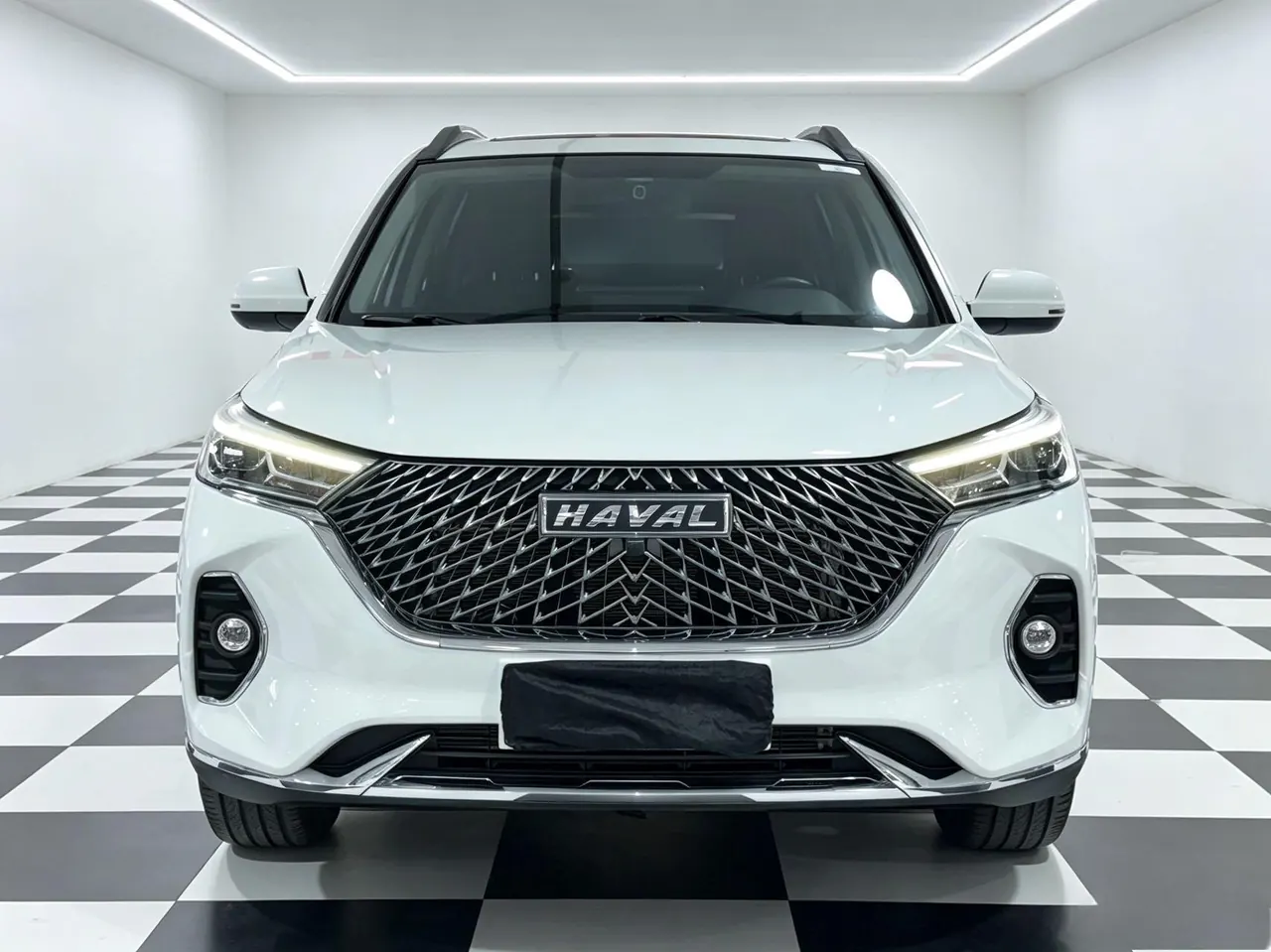Haval 2021 M6 PLUS 1.5T Luxury Smart Joint Automatic Gear 2