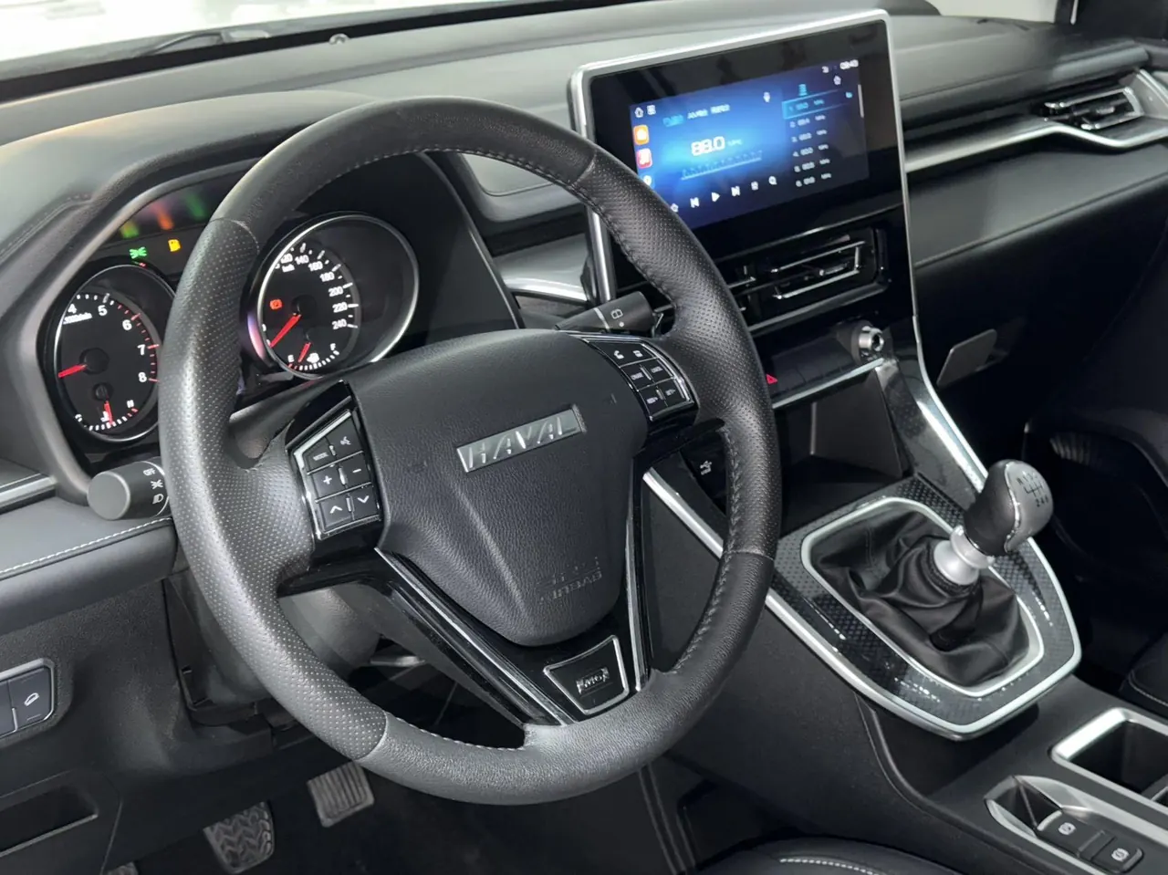 Haval 2021 M6 PLUS 1.5T Luxury Smart Joint Automatic Gear 4