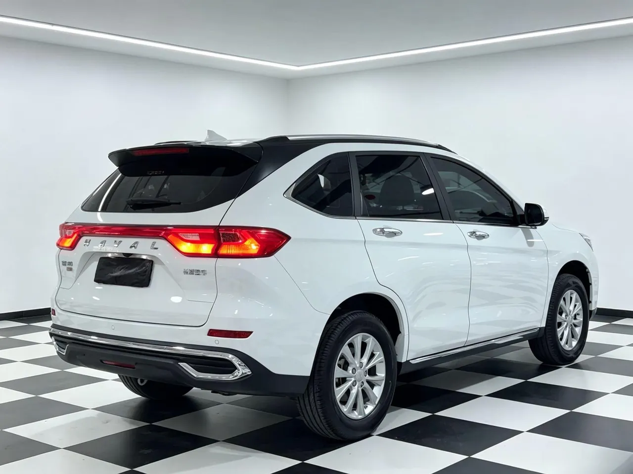 Haval 2021 M6 PLUS 1.5T Luxury Smart Joint Automatic Gear 9