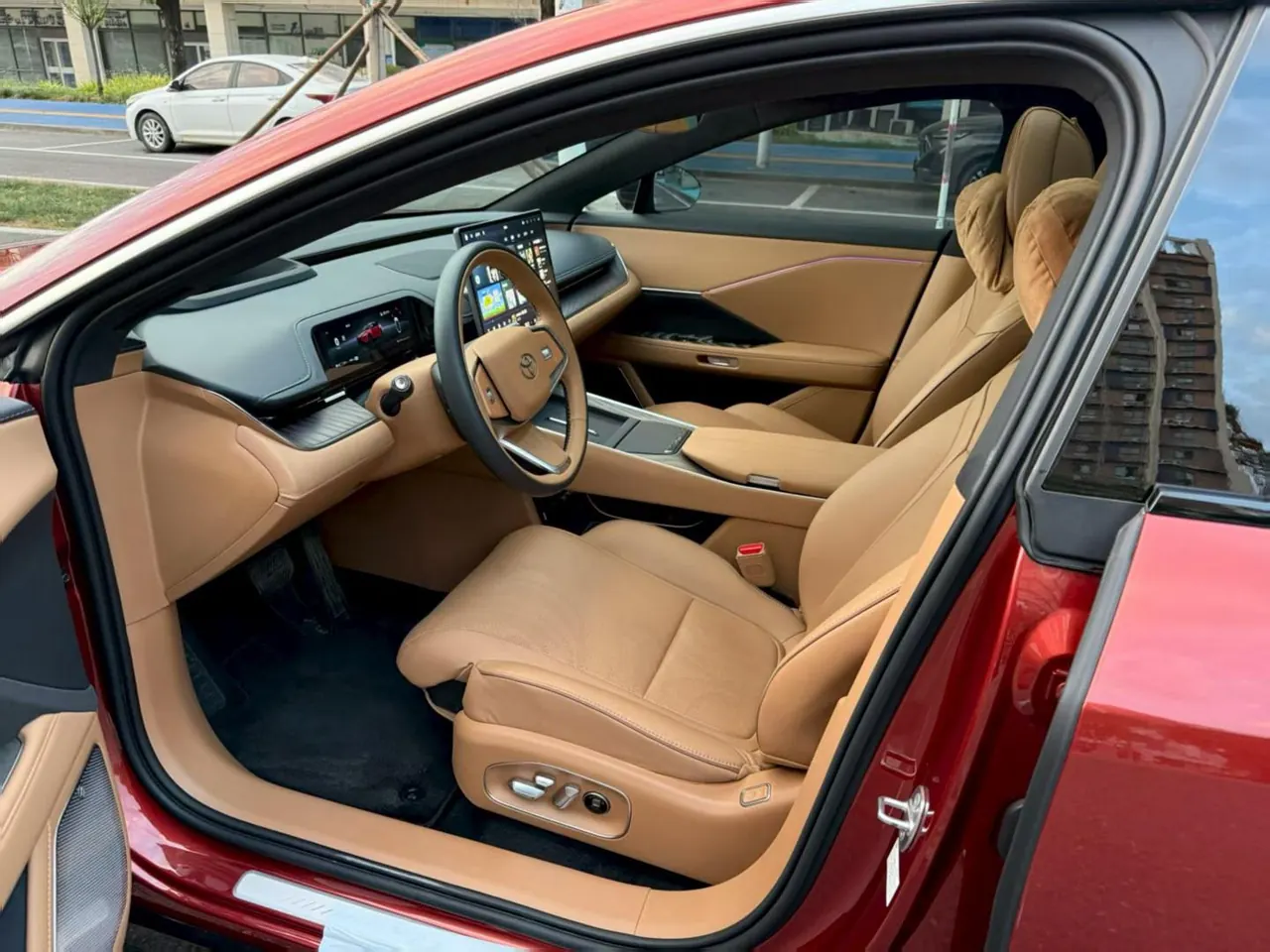 Toyota 2026 Platinum Intelligence 7 710 Ultra Laser Radar Edition Automatic Gear 4