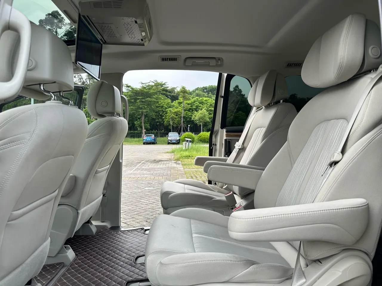 Buick 2020 GL8 ES Lu Zun 2.0T 653T Comfortable Automatic Gear 6