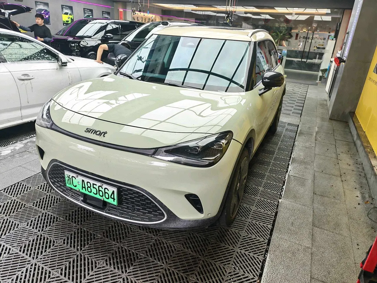 Smart 2022 Smart #1 Premium Edition Automatic Transmission - View 1