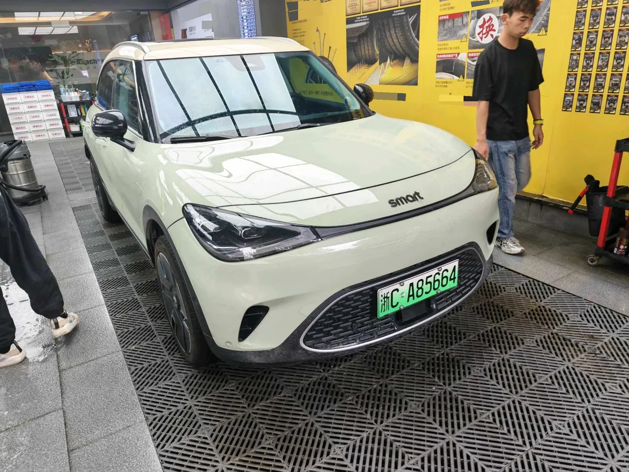 Smart 2022 Smart #1 Premium Edition Automatic Transmission 2