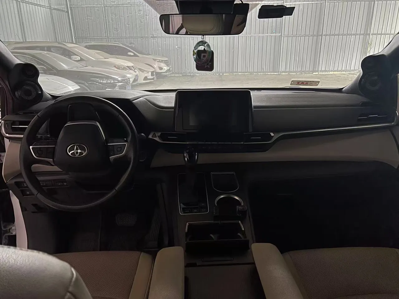 Toyota 2023 Sana 2.5 Stepless Luxury Welfare Edition Automatic Transmission 2