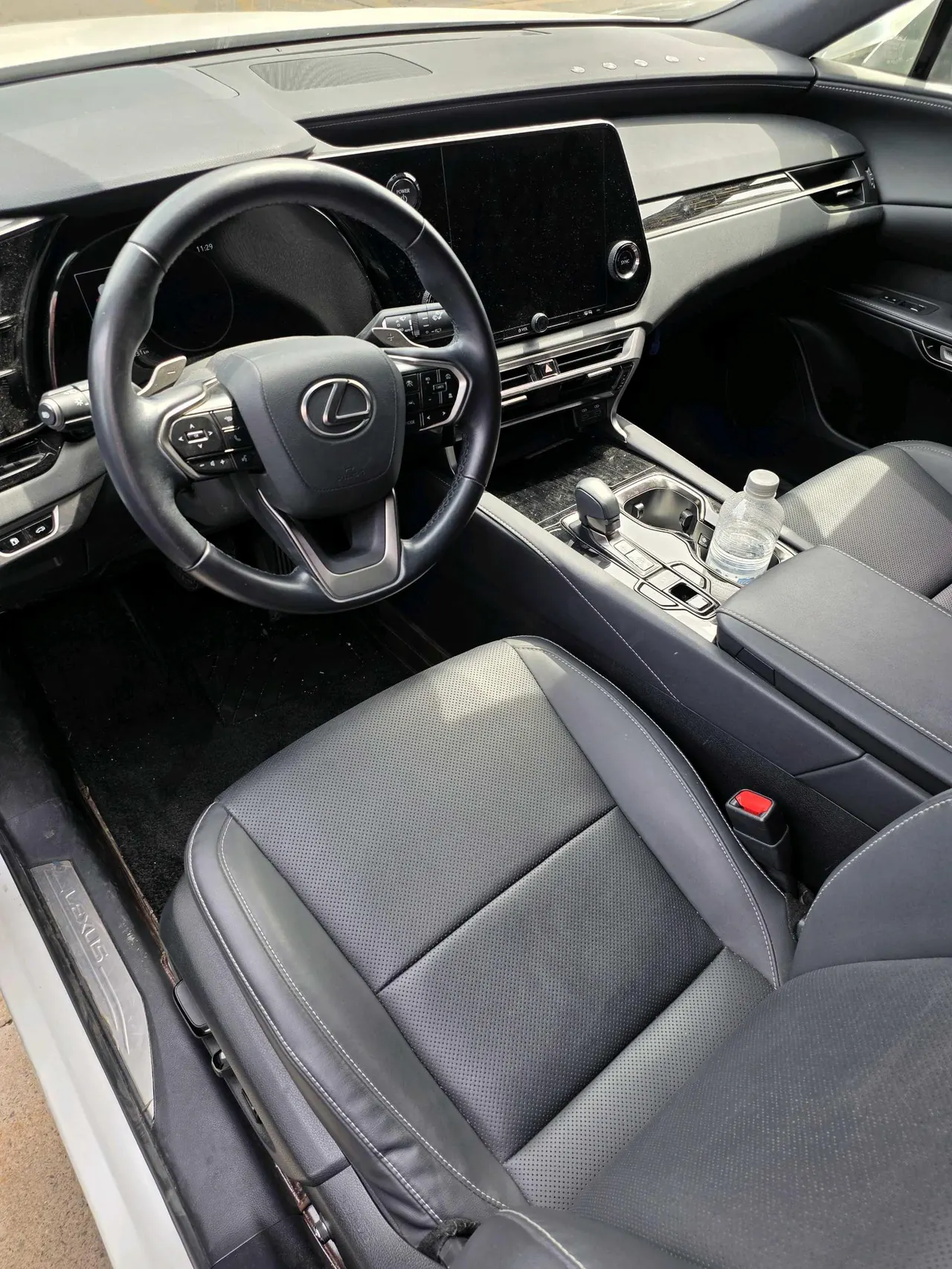 Lexus RX (Imported) 2023 RX350h 2.5 Stepless Two-Drive Pleasant Edition Automatic Gear 4