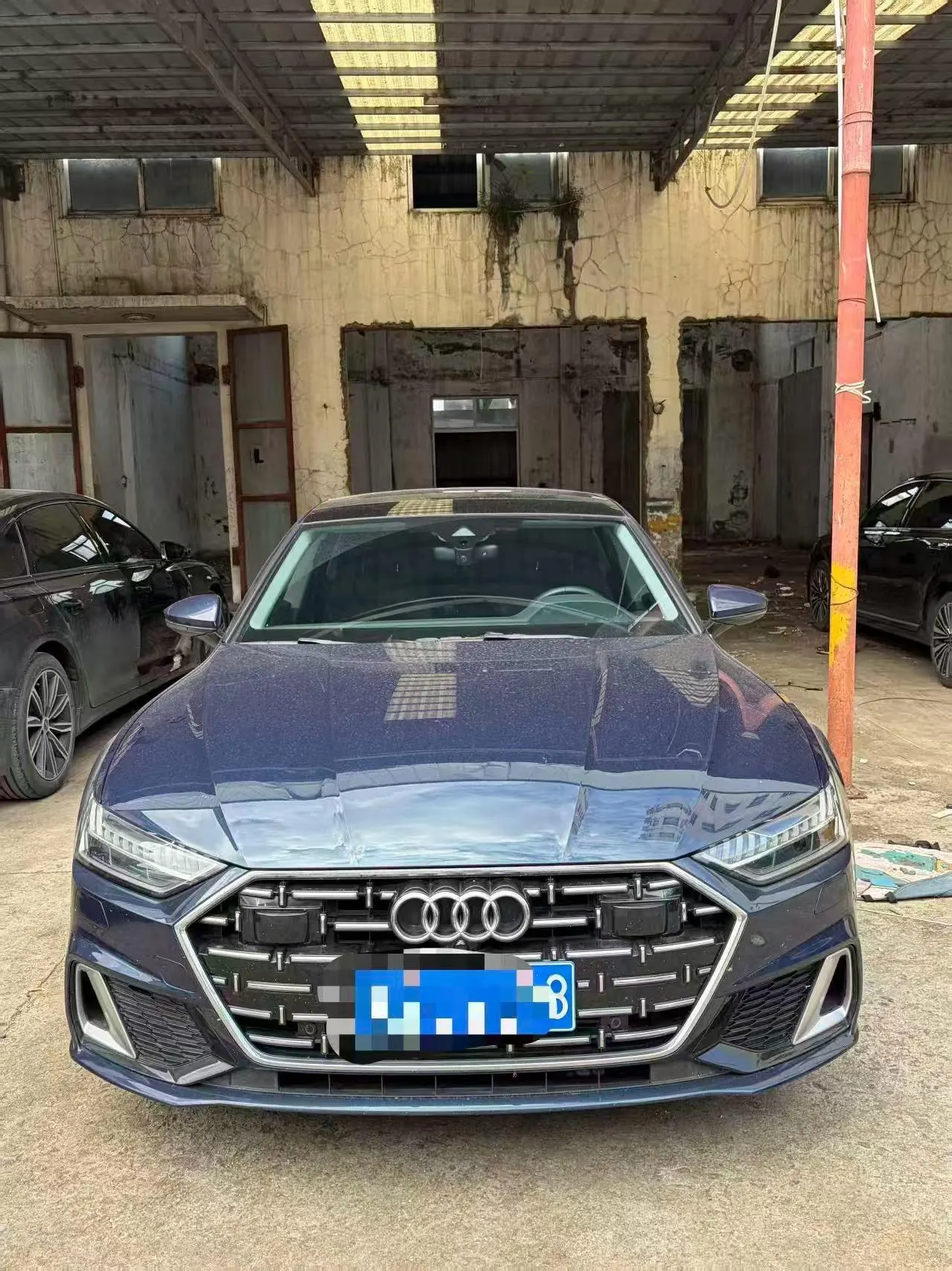 Audi 2022 A7L 2.0TFSI 45TFSI S-line Zhumeng New Edition Automatic Gear 2