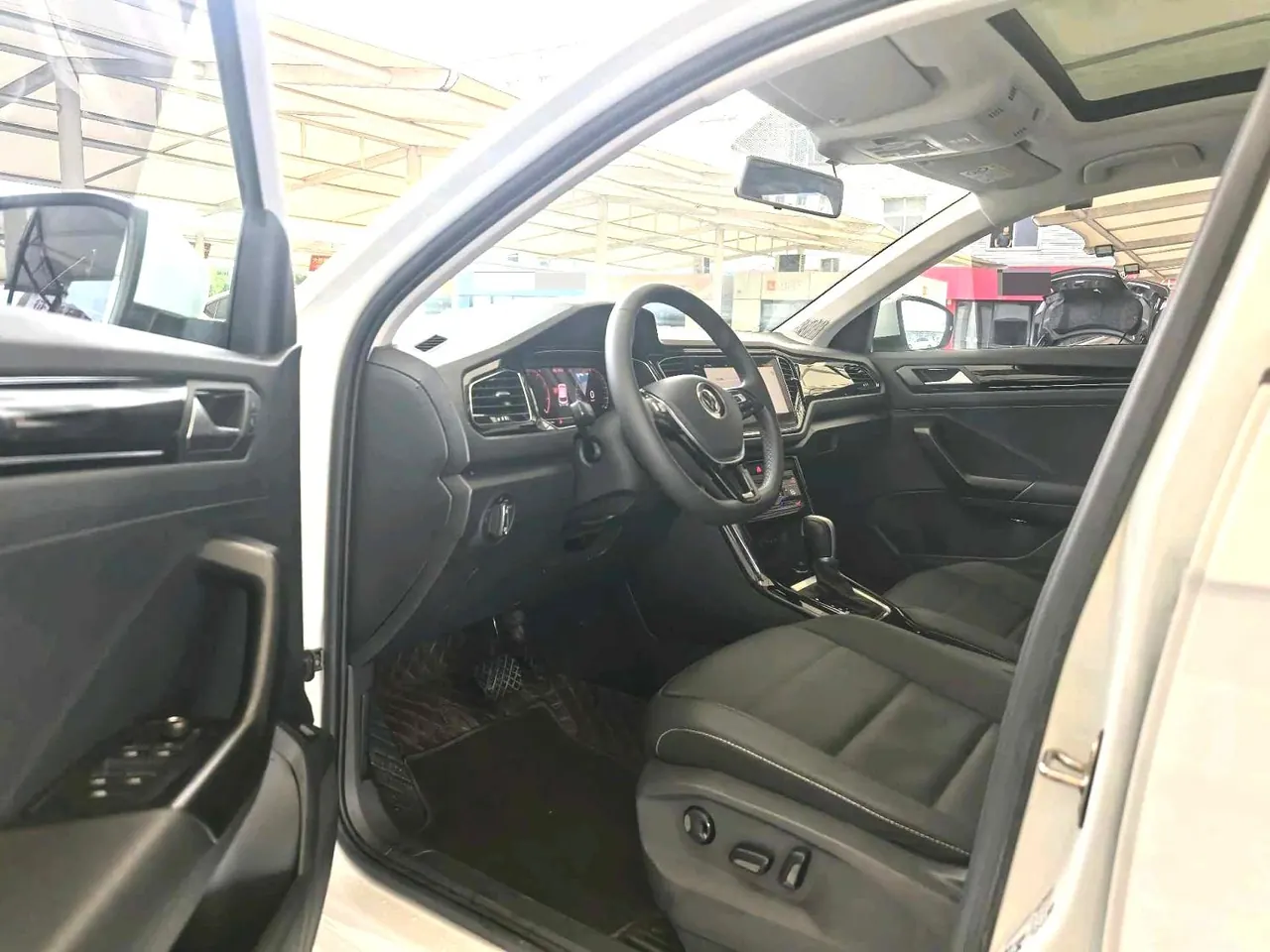 Volkswagen 2022 Tange 1.4TSI 280TSI Two-Drive Comfortable PLUS Automatic Gear 3
