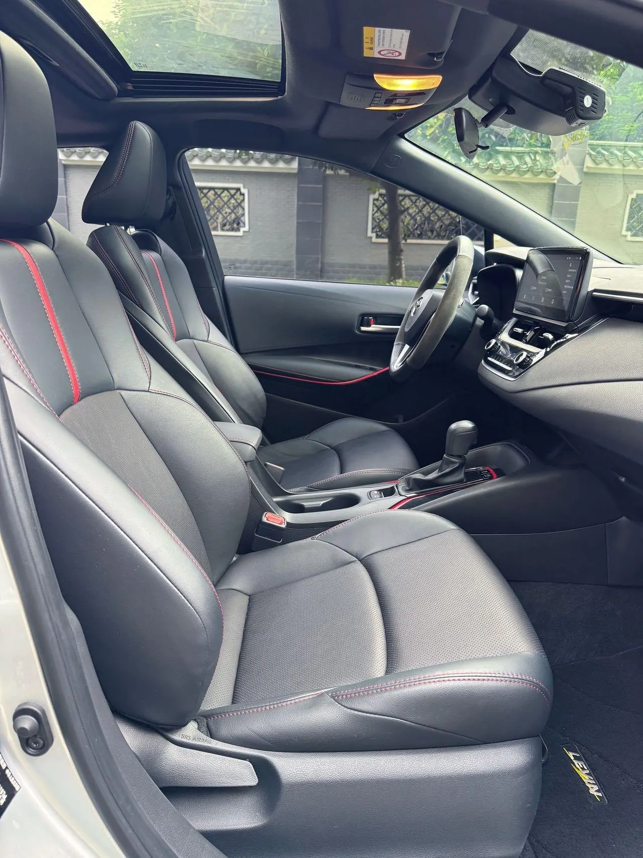 Toyota 2021 Lei Ling 1.2T Stepless 185T Sports Edition Automatic Gear 10
