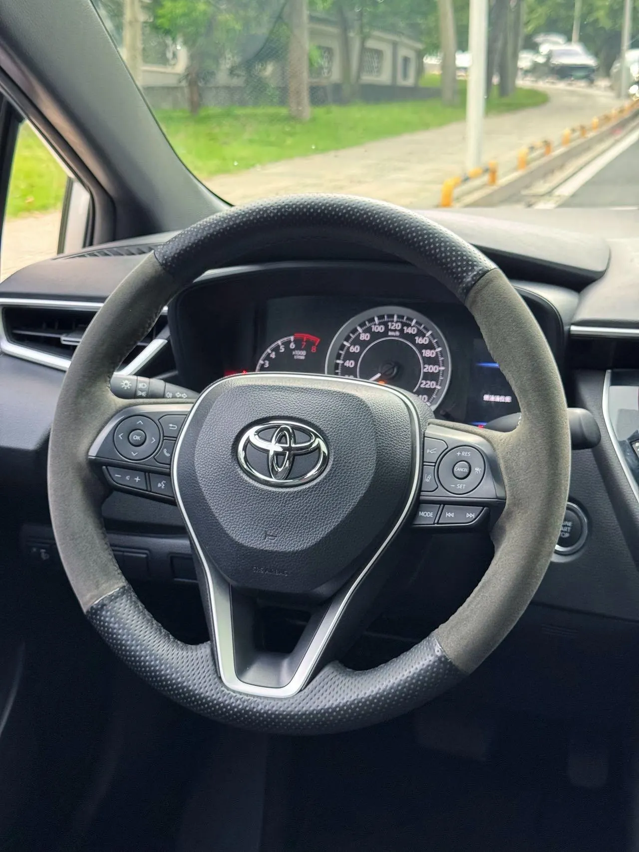 Toyota 2021 Lei Ling 1.2T Stepless 185T Sports Edition Automatic Gear 15