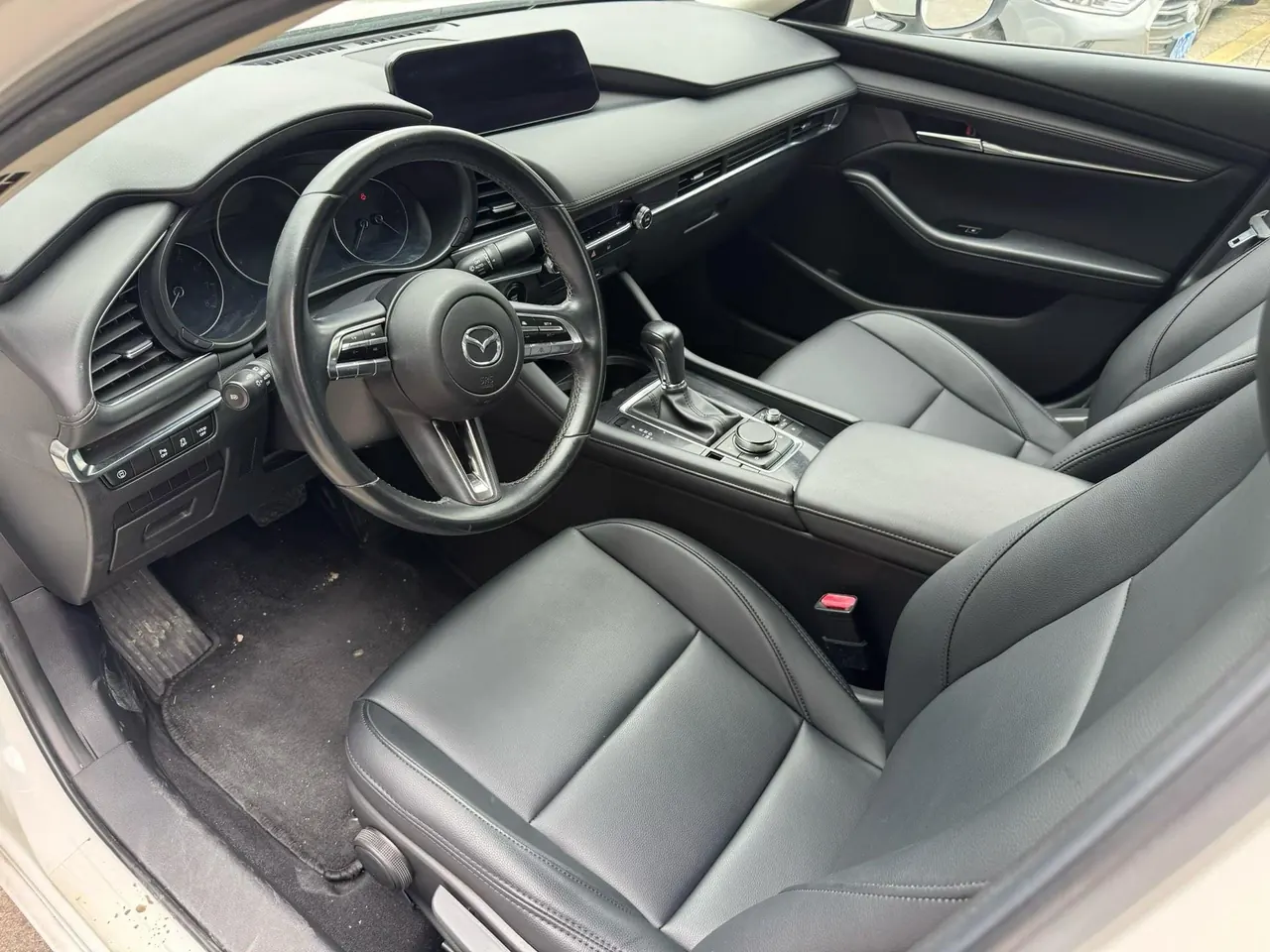 Mazda 3 Oncorsela 2022 Mazda 3 Oncorsela-sedan 2.0 quality dazzle version automatic transmission 5