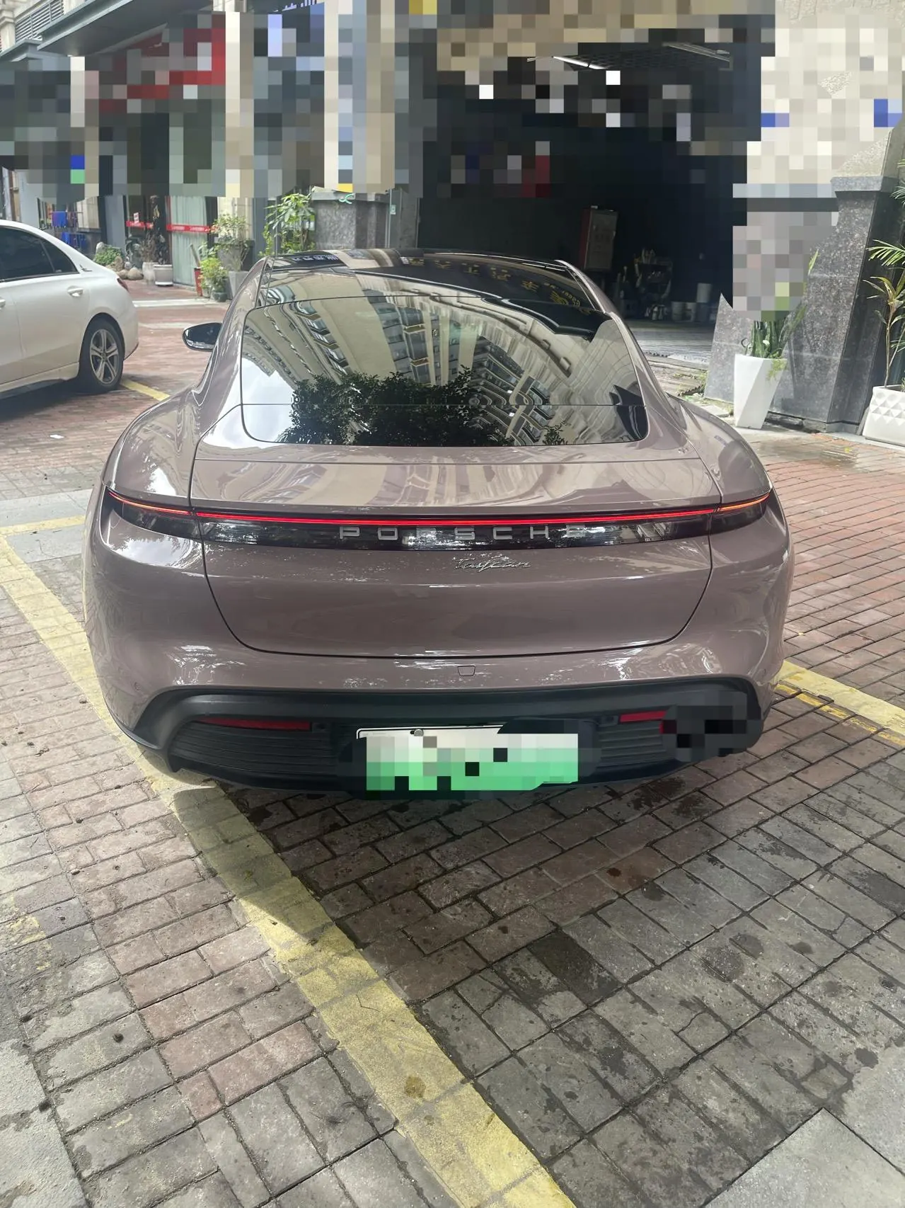 Porsche Taycan (Imported) 2020 Taycan Taycan Automatic 8