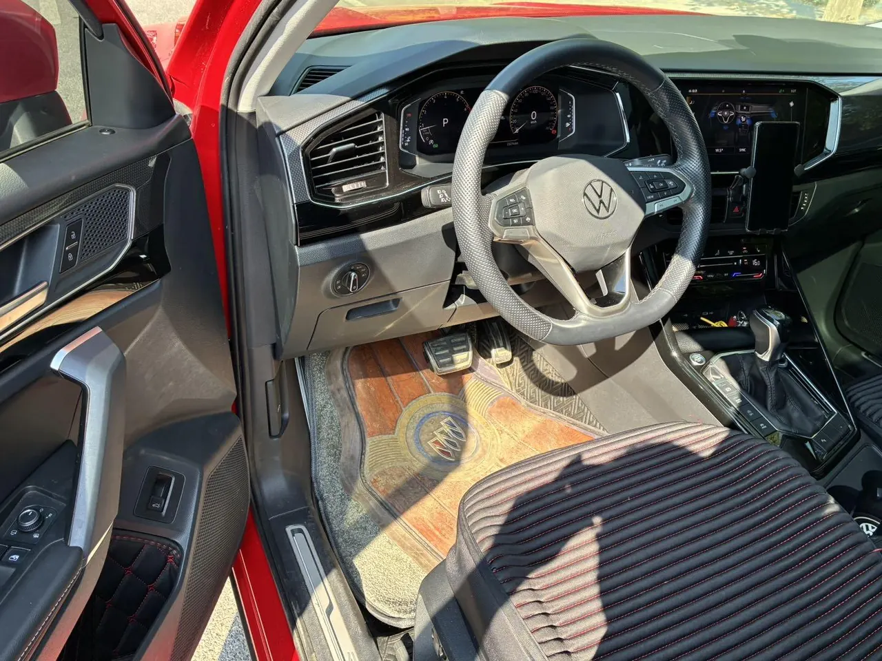 Volkswagen 2020 Tanyue X 2.0TSI 330TSI Two-Drive Distinguished Intelligent Joint Edition Automatic Gear 8