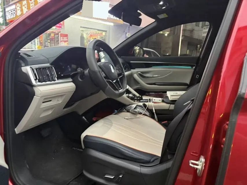 BYD Song PLUS New Energy 2022 Song PLUS DM-i 1.5 Stepless 110KM Flagship PLUS 5G Edition Automatic Gear 3