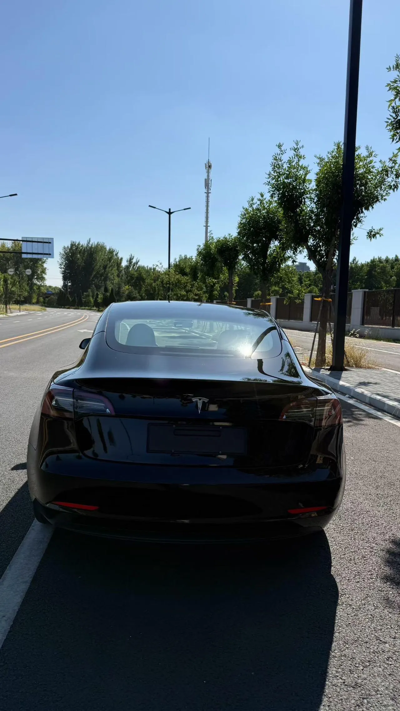 Tesla 2022 Model 3 rear-wheel drive version of automatic transmission 5
