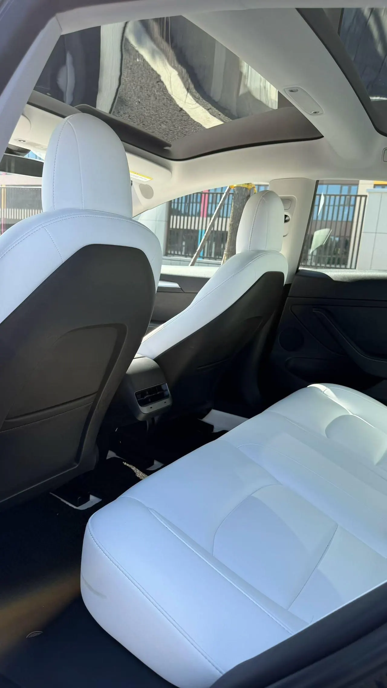 Tesla 2022 Model 3 rear-wheel drive version of automatic transmission 8