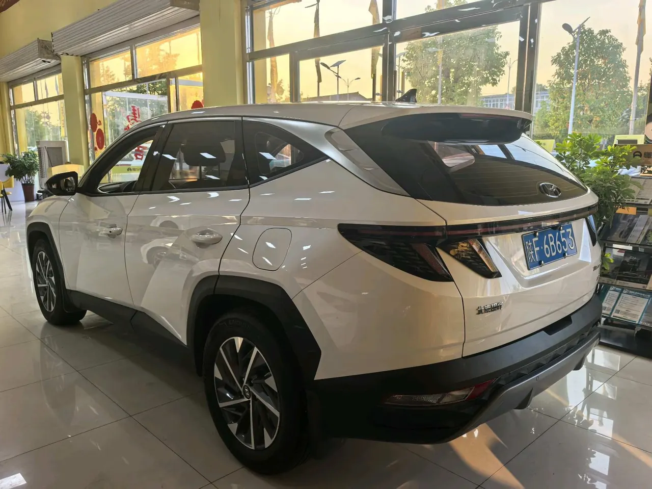 Hyundai 2022 Tousheng L 1.5T LUX Premium N Line Automatic 5