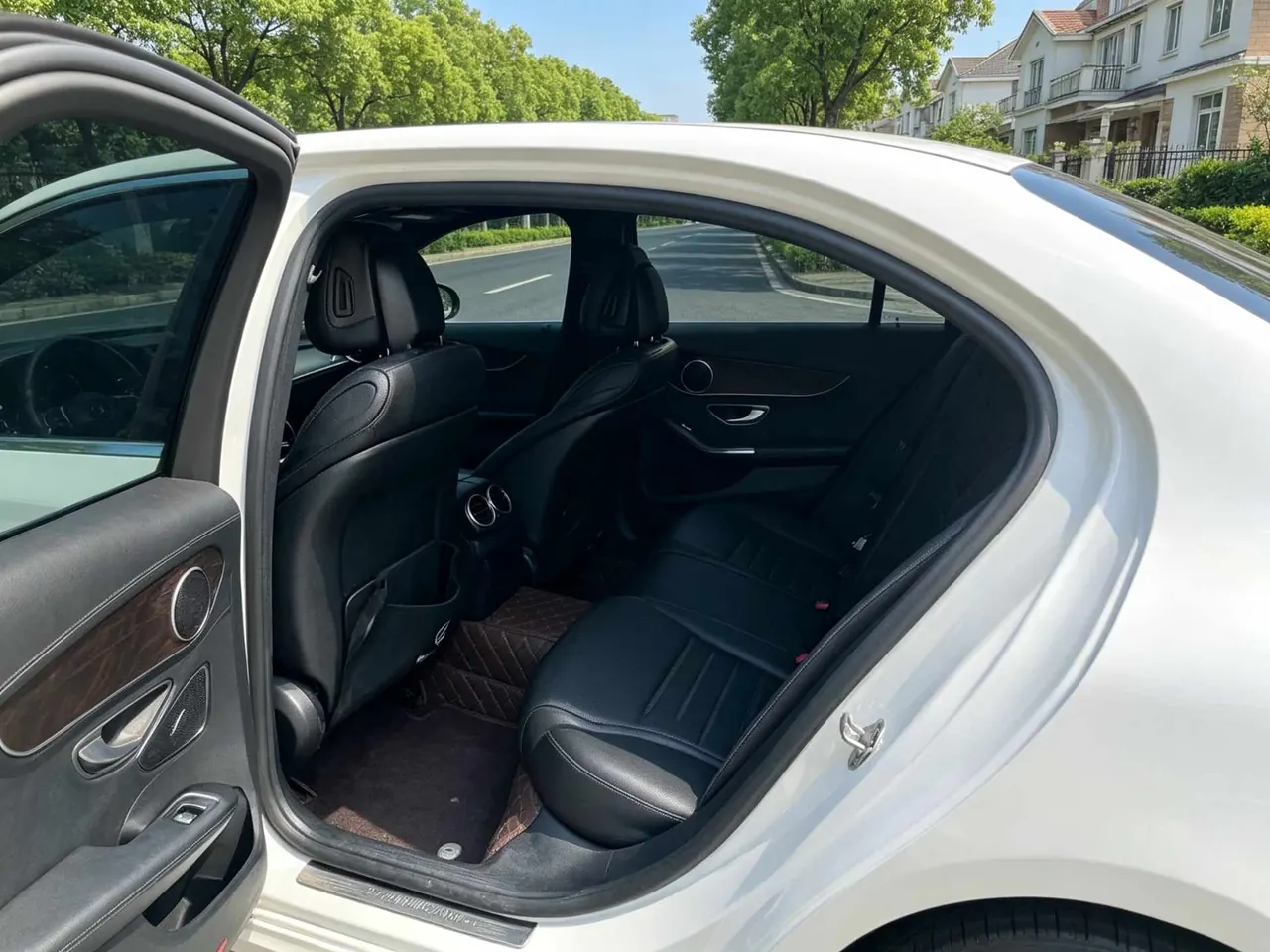 Mercedes Benz Class C 2022 C 200 L 48V 1.5T Sports Edition Automatic Gear 4