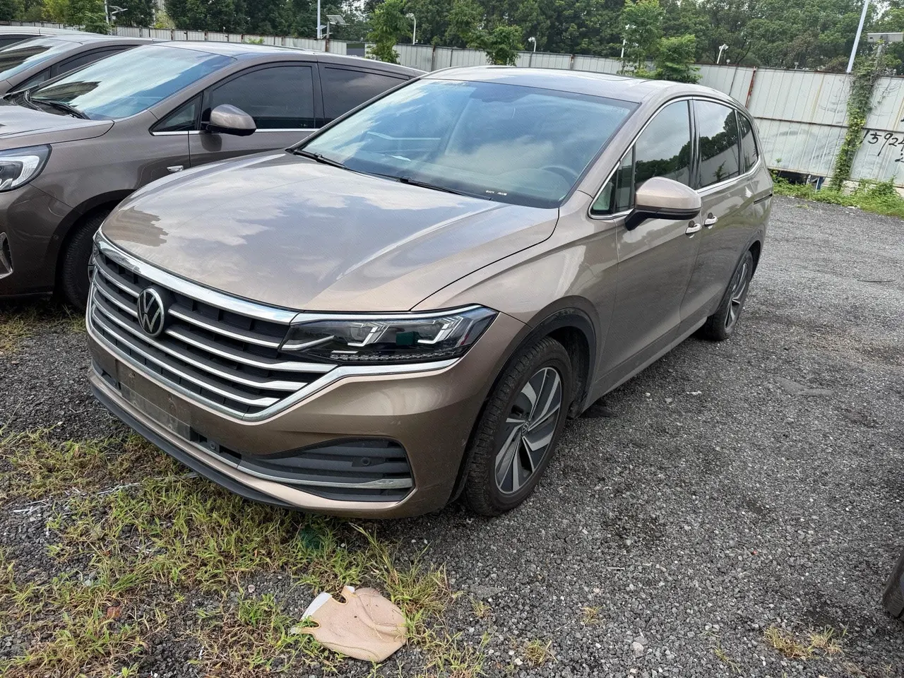 Volkswagen 2020 models of Viran (Viloran) 2.0TSI 330TSI Deluxe Edition Automatic Gear - View 1