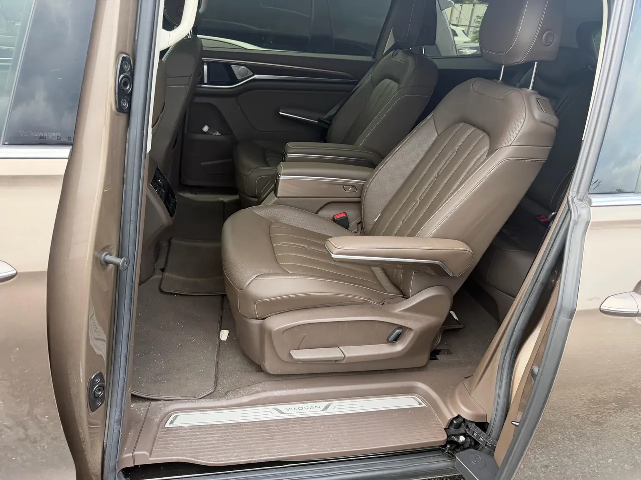 Volkswagen 2020 models of Viran (Viloran) 2.0TSI 330TSI Deluxe Edition Automatic Gear 4