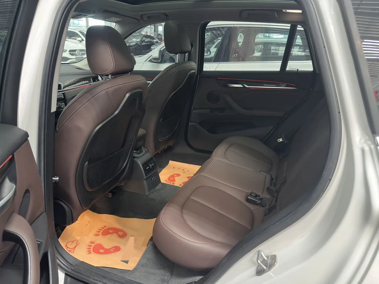 BMW 2020 X1 xDrive25Li 2.0T exclusive automatic gear 5
