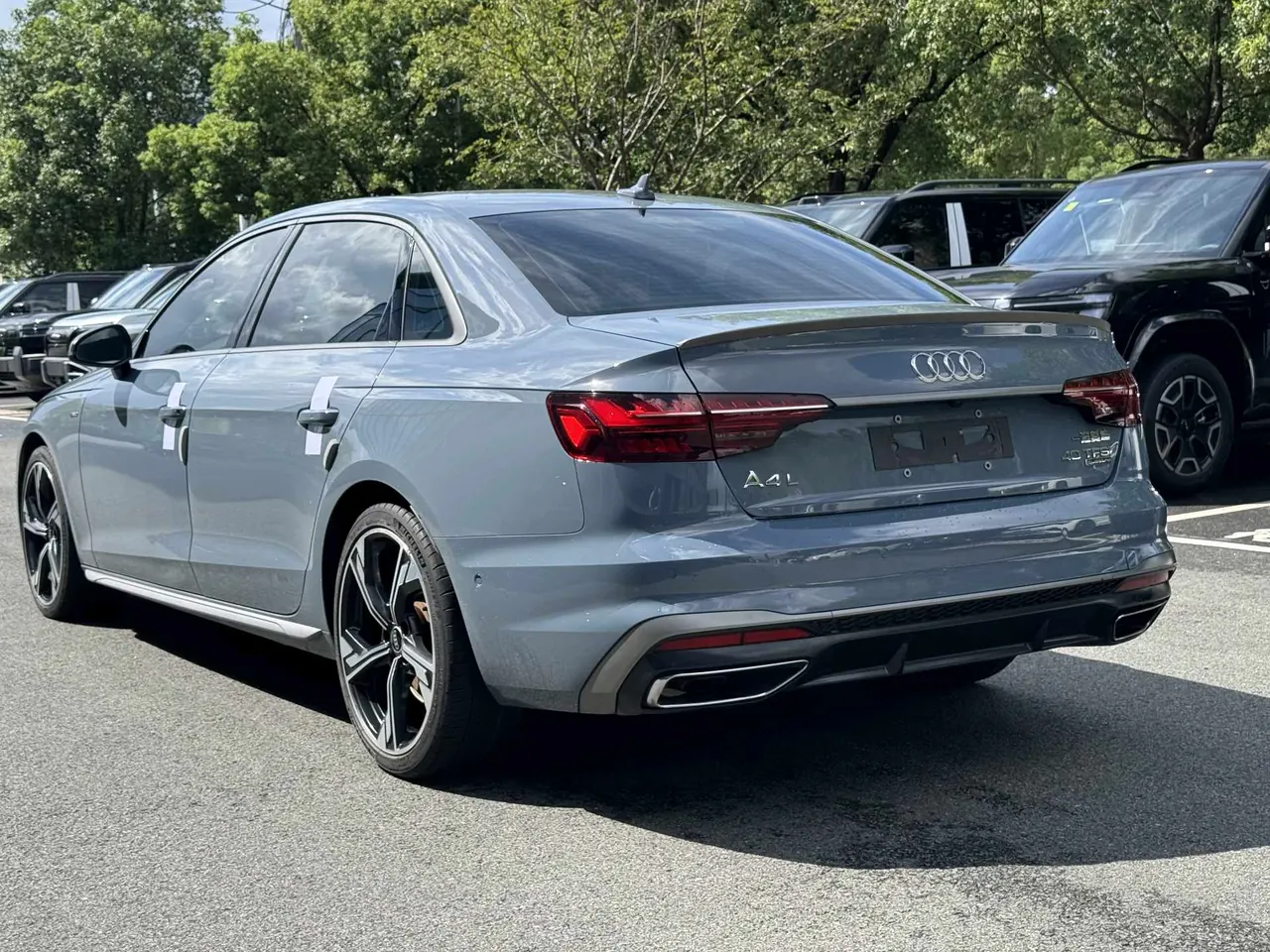 Audi 2020 A4L 2.0TFSI 40TFSI Quattro Deluxe Dynamic Automatic 7