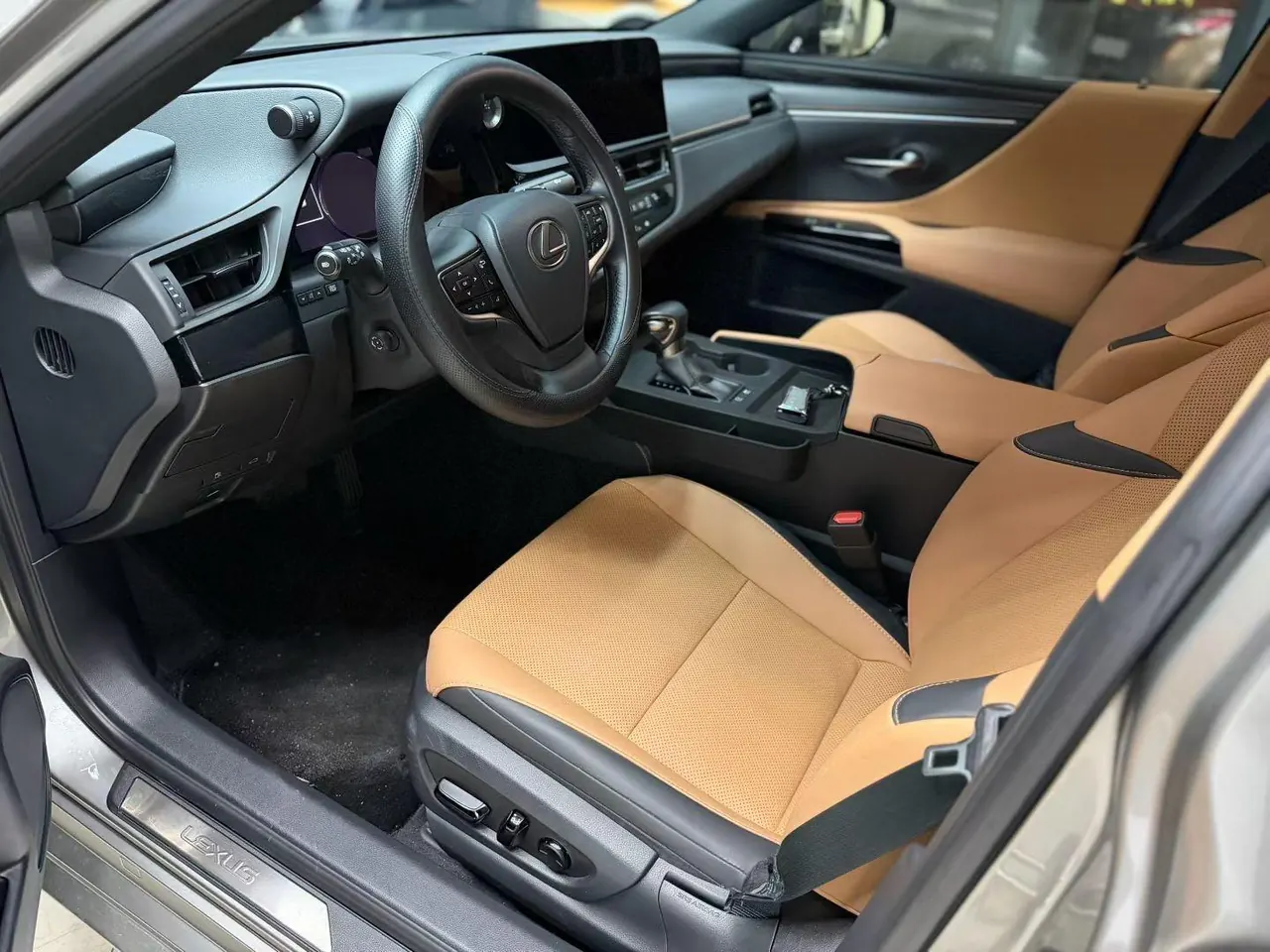 Lexus ES (Imported) 2022 ES300h 2.5 Stepless Premium Edition Automatic Gear 2