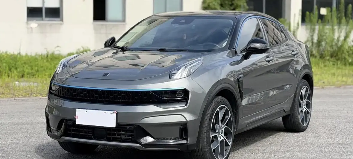 Open image lightbox: LYNK&CO 2020 LYNK&CO 05 2.0TD Two-wheel Drive Halo Automatic Gear