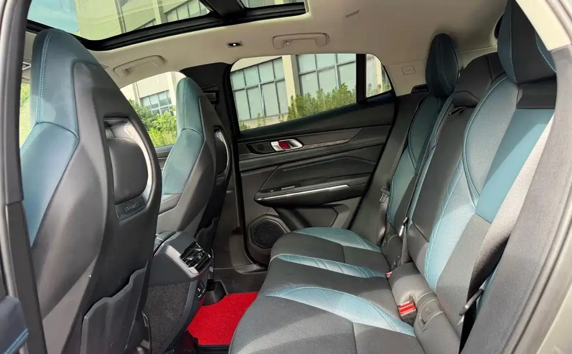 LYNK&amp;CO 2020 LYNK&amp;CO 05 2.0TD Two-wheel Drive Halo Automatic Gear 4