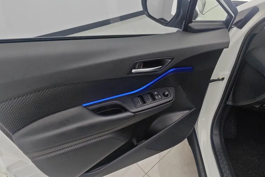Toyota 2020 C- HR 2.0 Stepless Comfort Edition Automatic Gear 3