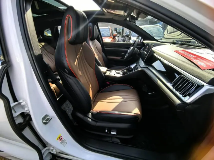 BYD 2020 Song PLUS 1.5T Flagship PLUS Automatic Gear 4