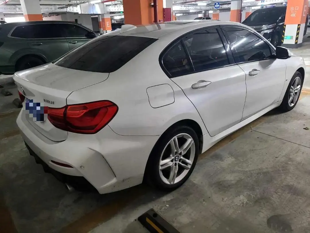 BMW 1 Series 2020 120i 1.5T M Sports Suit Automatic Gear 6