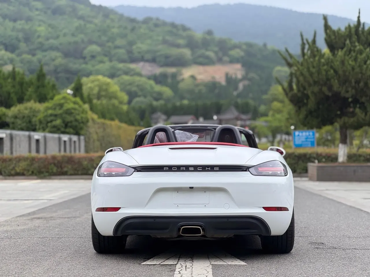 Porsche 718 (Imported) 2020 718 Boxer 2.0T Automatic 4
