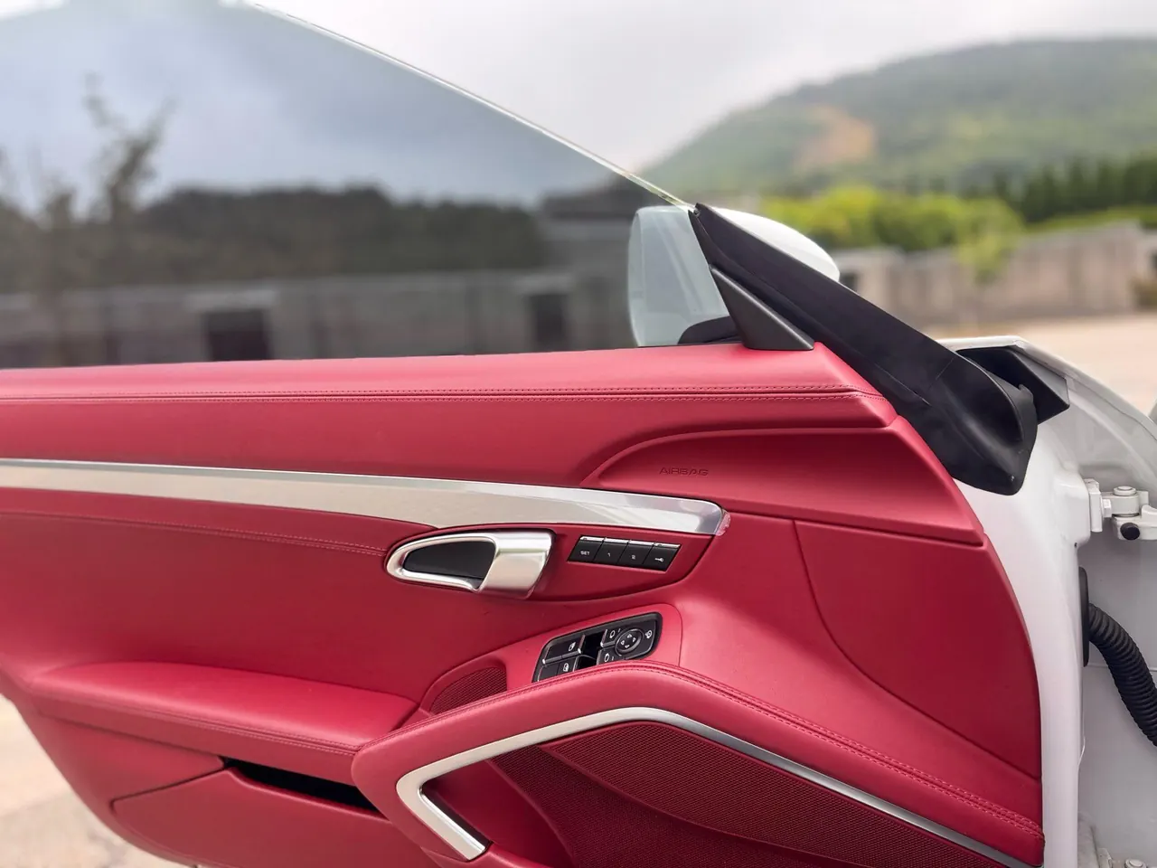 Porsche 718 (Imported) 2020 718 Boxer 2.0T Automatic 9