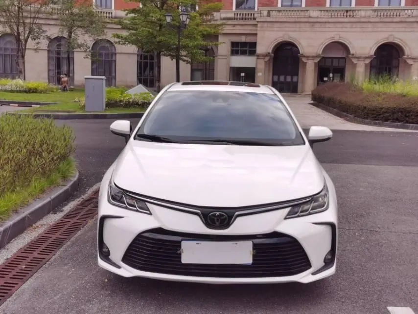 Toyota 2021 corolla 1.2T stepless elite PLUS version of automatic gear 2