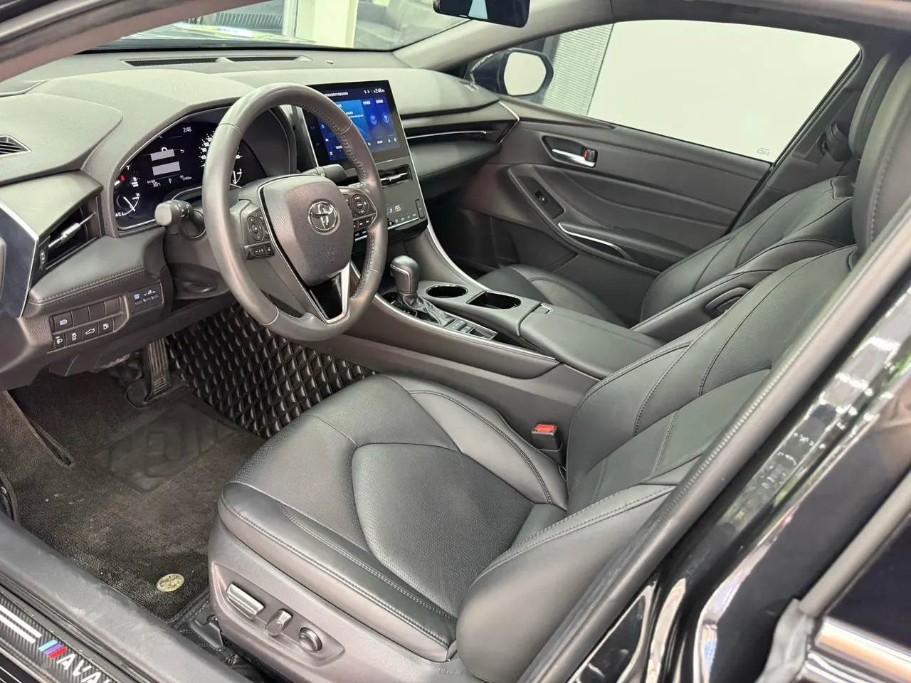 Toyota 2022 Asian Dragon 2.5 Deluxe Edition Automatic 15