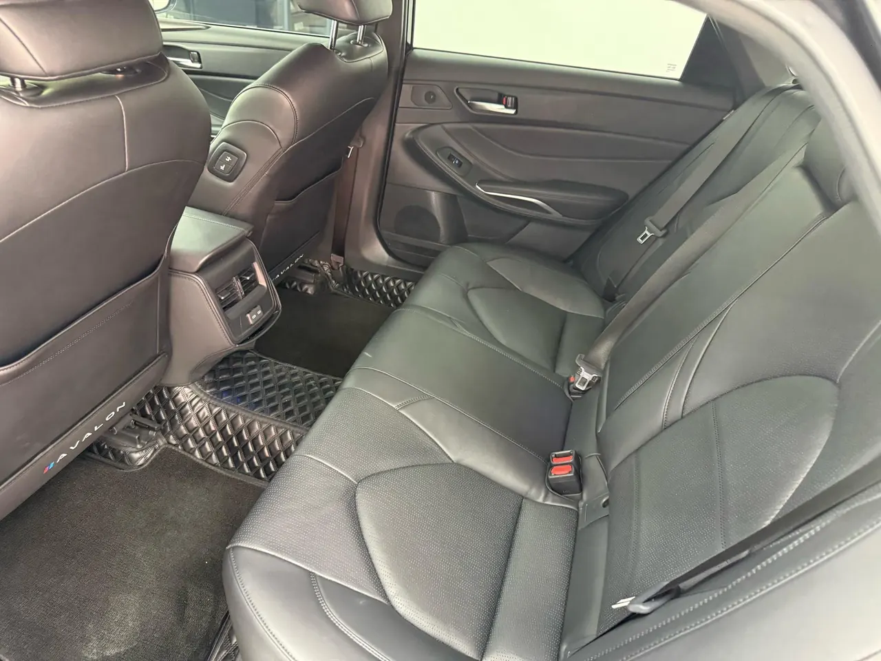 Toyota 2022 Asian Dragon 2.5 Deluxe Edition Automatic 7