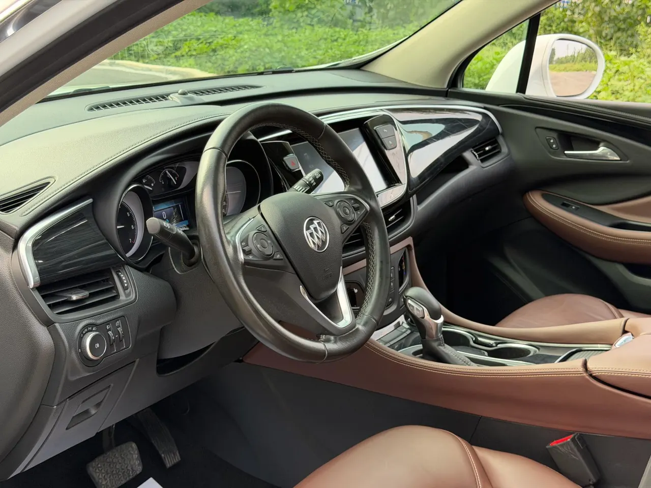 Buick 2020 Angkewei 2.0T 28T 4-wheel drive elite automatic gear 4
