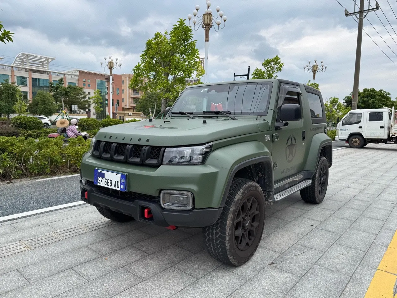 Beijing 2020 BJ40 2.0T 4-wheel drive tribute version extreme automatic gear - View 1