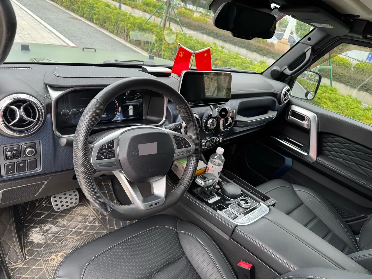 Beijing 2020 BJ40 2.0T 4-wheel drive tribute version extreme automatic gear 10