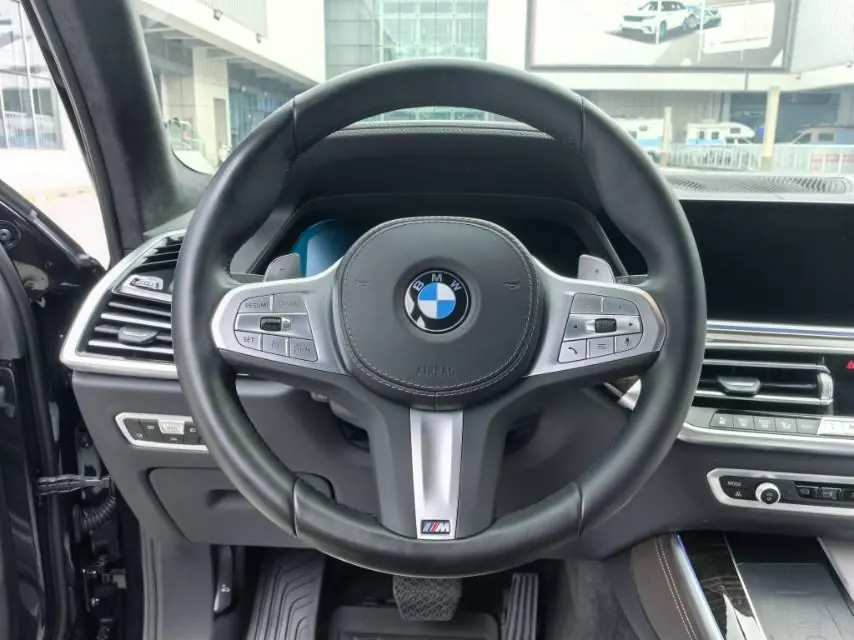 BMW 2022 X5 xDrive40Li 48V 3.0T M sports suit (modified) automatic gear 7