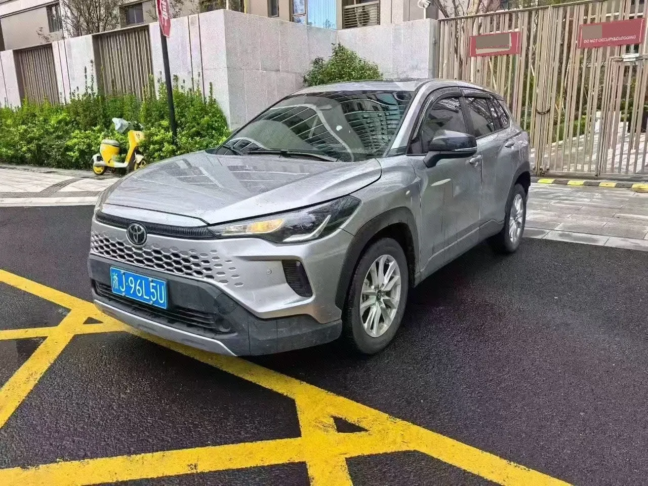 打开图片灯箱:Toyota 2026 Corolla Sharp Double Engine 2.0 Stepless Intelligent Electric Hybrid Elite Automatic Gear